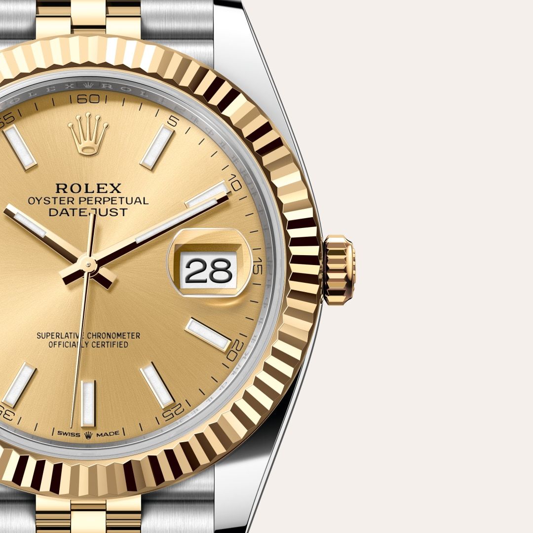 Rolex Datejust 41 in Yellow Rolesor combination of Oystersteel