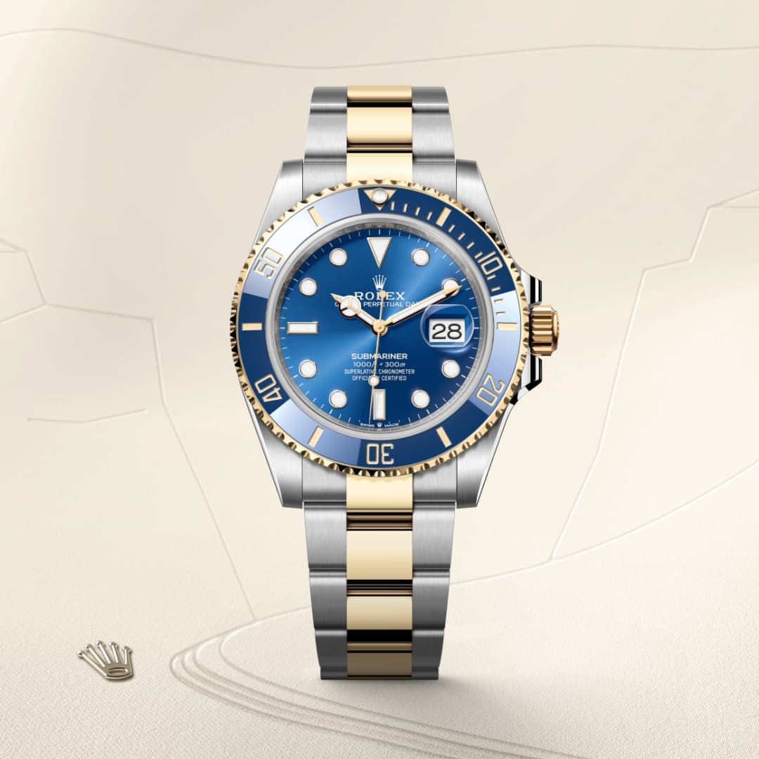 Rolex Submariner Date in Yellow Rolesor combination of